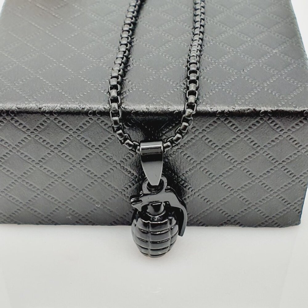 ❤️Custom Unique Hand Grenades Necklace, N90201P114 - Picture 7 of 8